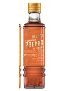 Демирофф Рябина на Коньяке с клубникой настойка сладкая